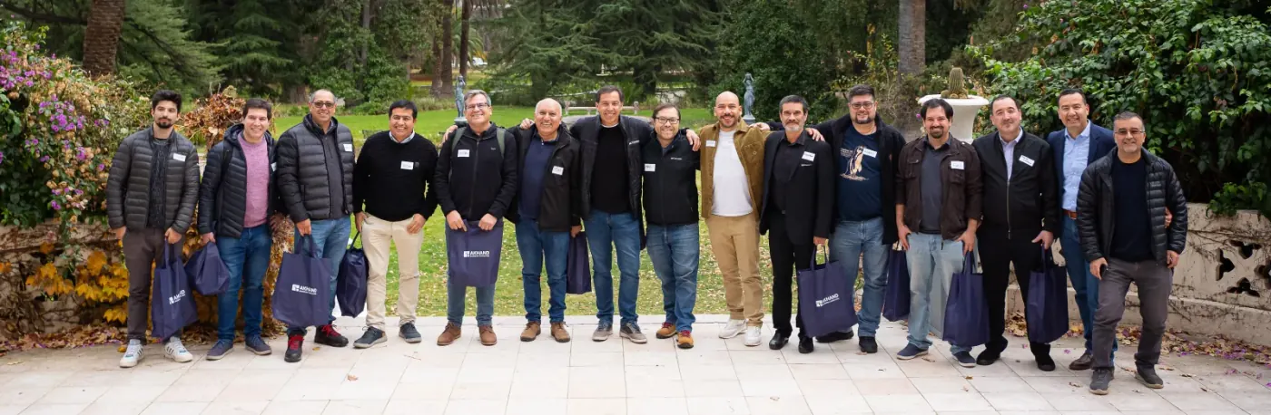 Equipo AKHAND panorámica